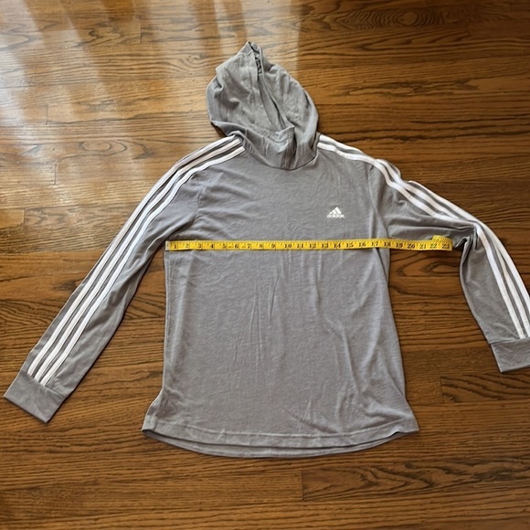 NEW adidas Women’s Transition Lightweight Hoodie Workout Gym Light Size:M - Picture 2 of 4